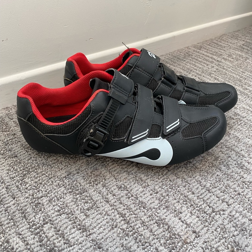 Peloton bike shoes, size 46
